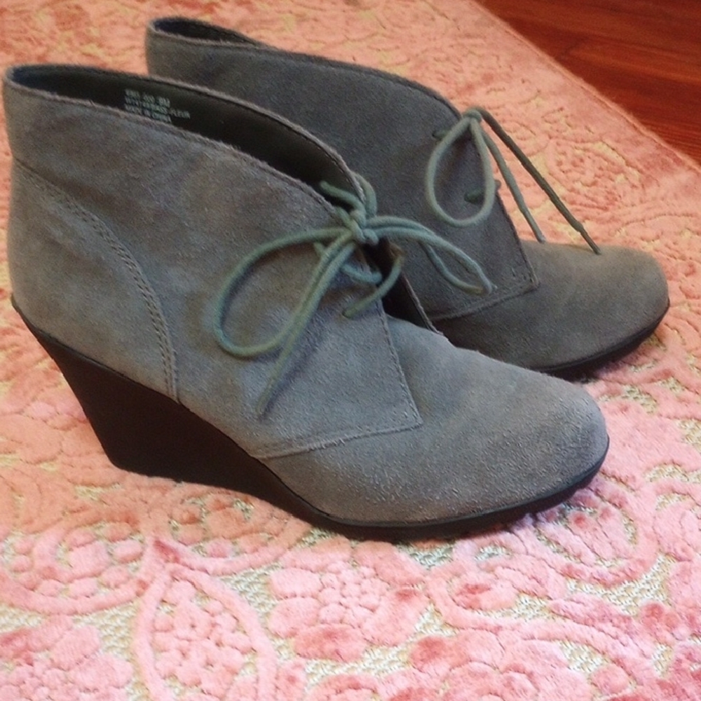 Bass Gray Suede Wedge Booties